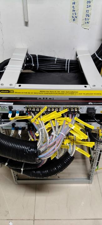 Etisalat active 5G rack, Galleria Mall Ajman