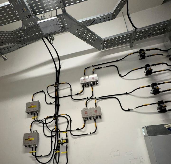 Ceiling trays and RF layout